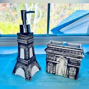 Paris Theme Bathroom Accents